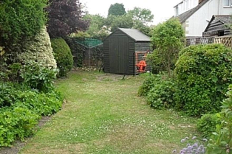 Character Cottage in a Quiet Village Location