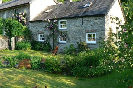 Secluded stone-built cottage  on farm in Mid -Wales, near beaches and mountains.