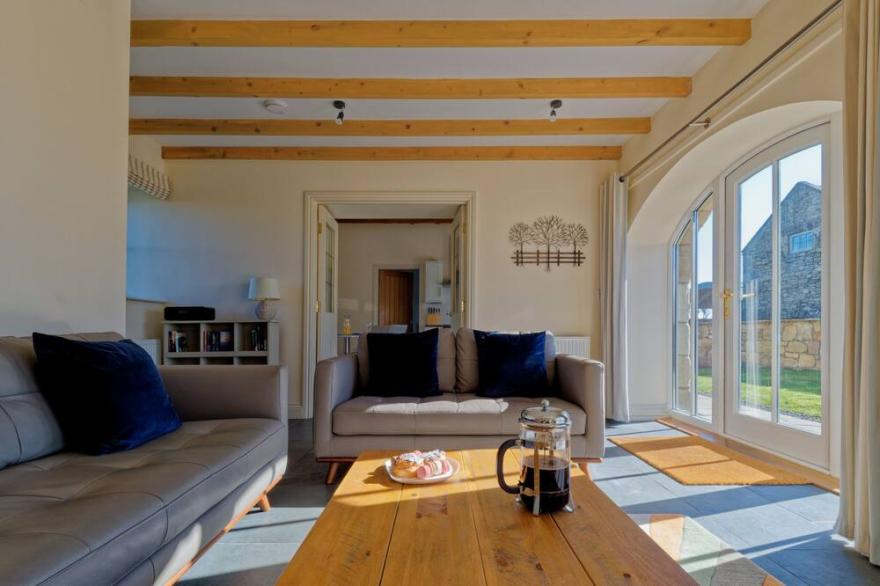 Lyme Cottage Luxury Coastal Retreat With Private Access To The Beach
