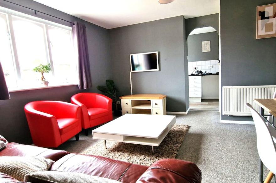Home and Away, Amazing 2 bedroom apartment, 5 min from Tower bridge