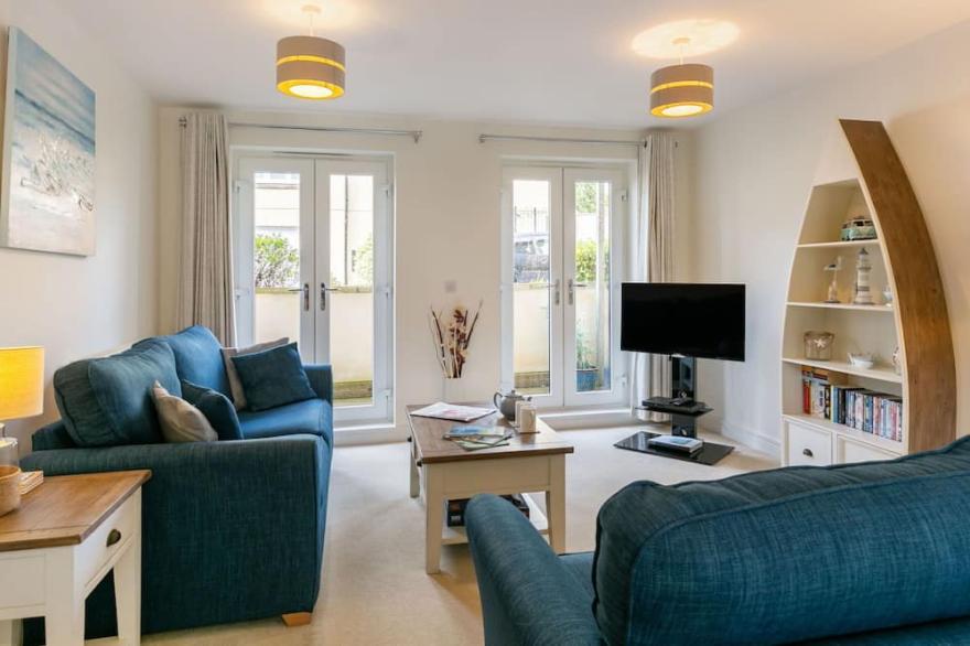 Cosy apartment for 4 guests with WIFI, TV, terrace and parking