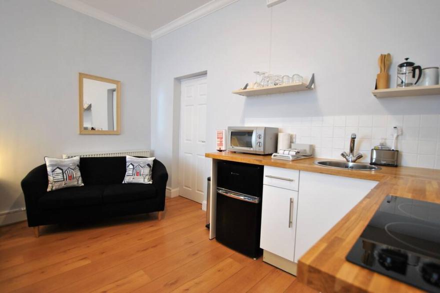 Market Apartment- harbourfront studio, Pittenweem