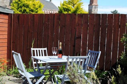 Thea Cottage-cosy home in quaint East Neuk village