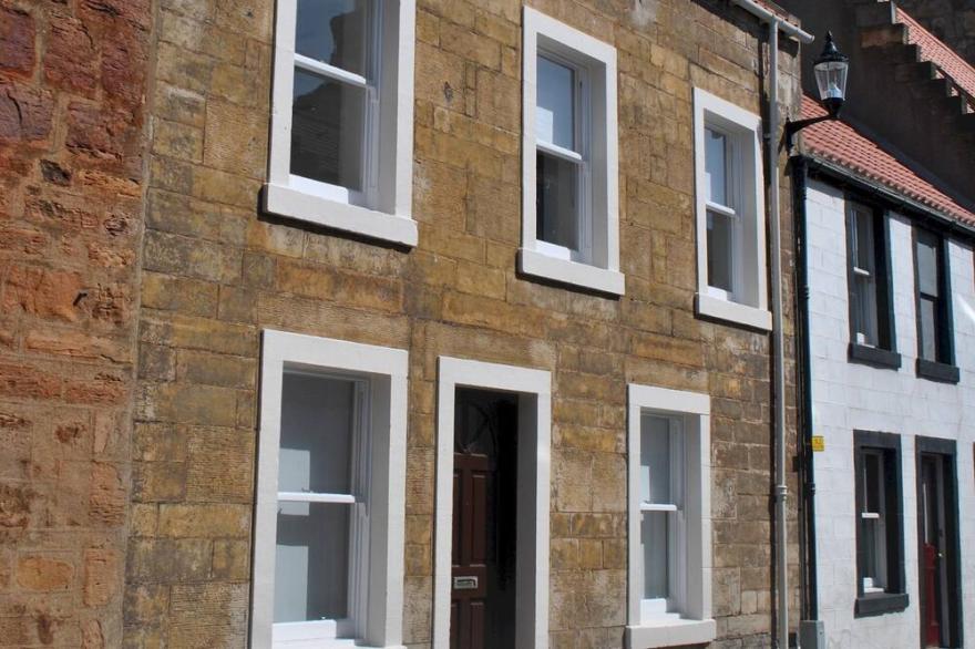 Coastal Rest-  Superb East Neuk Townhouse