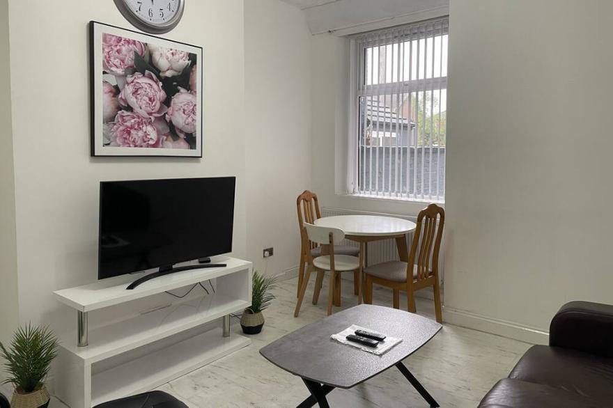 Great House 10mins To Manchester City Centre
