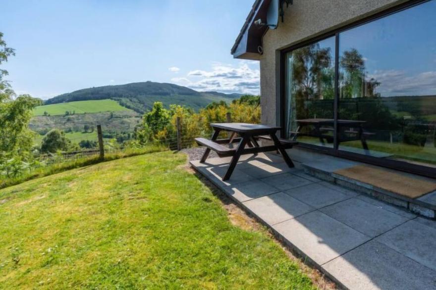 Vacation home Achmony in Drumnadrochit - 6 persons, 3 bedrooms