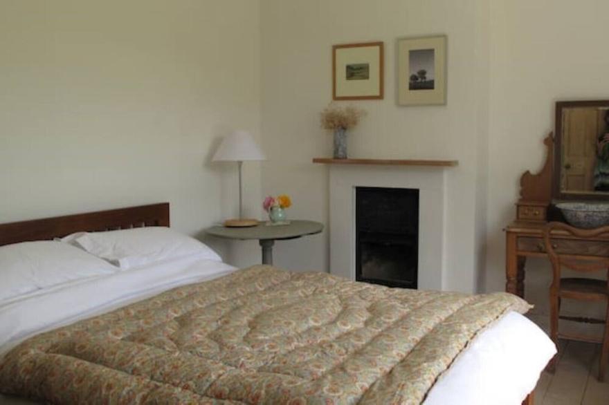 Cosy Stylish Dorset Cottage