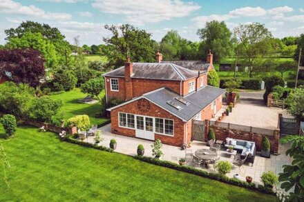 Family Country House , Close to Marlow/Henley