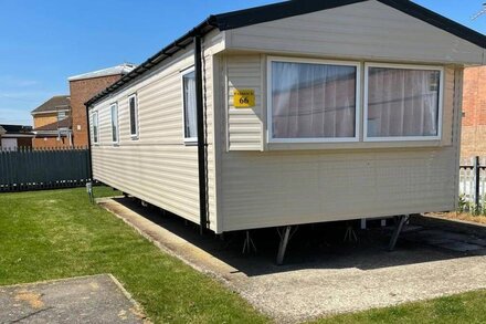 Beautiful coastfields 3 bed, 8 berth van