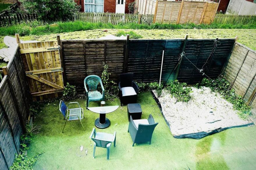 Mordenised  2 Bedroom House close to City Centre
