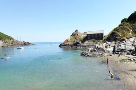 Pretty Cornish Cottage - Sleeping 4