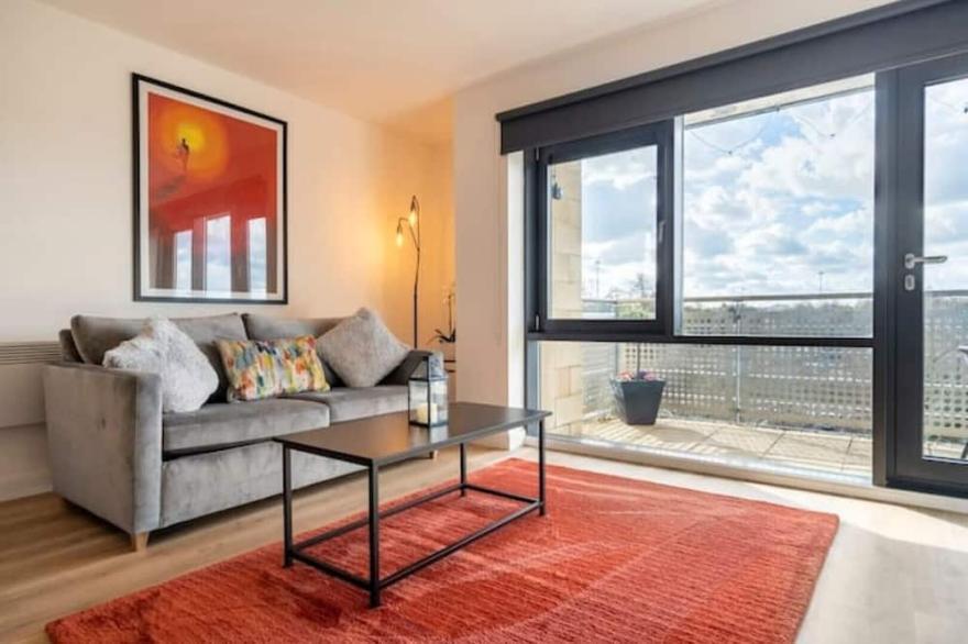 The Olive Tree apartment with parking and balcony.