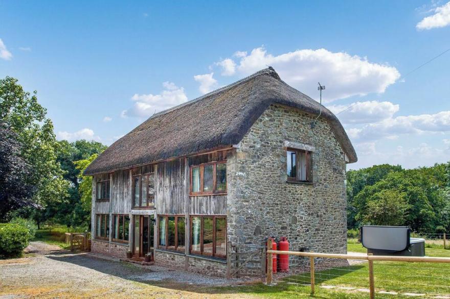4 bedroom accommodation in Monkokehampton, near Okehampton