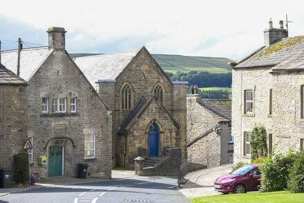 This Grade II listed chapel offers quintessential English romance, sleeping 8.