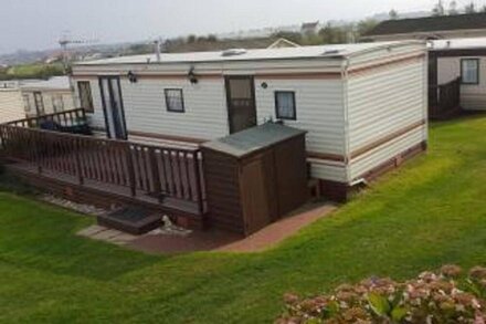 4 Berth Holiday Caravan with stunning sea views 5☆rated with large outside deck