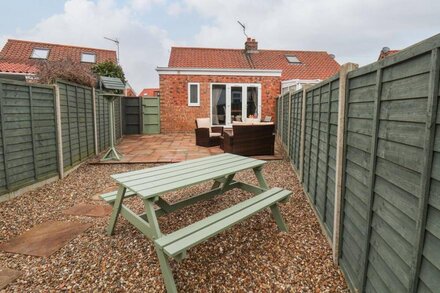 WOODY'S PLACE, character holiday cottage in Bridlington