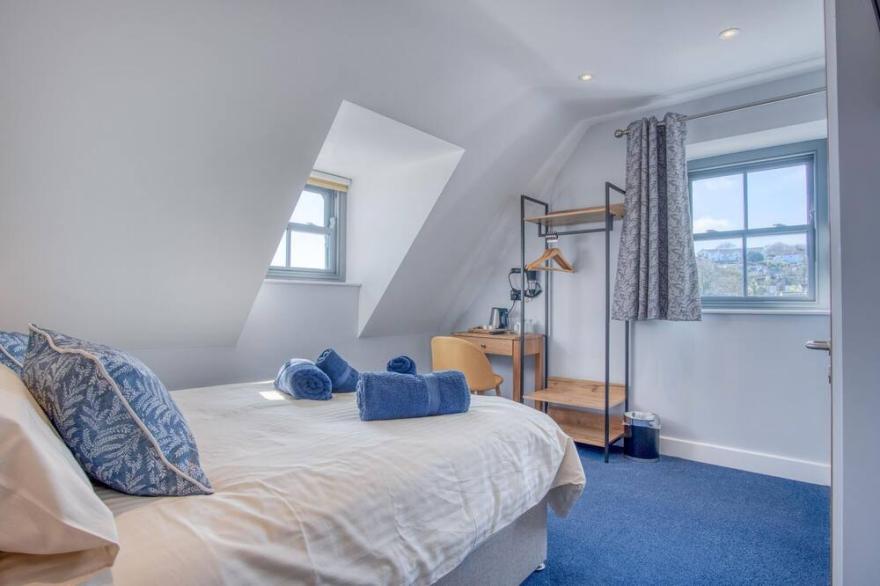 Ocean Cabins No 13 @ The Square - Saundersfoot