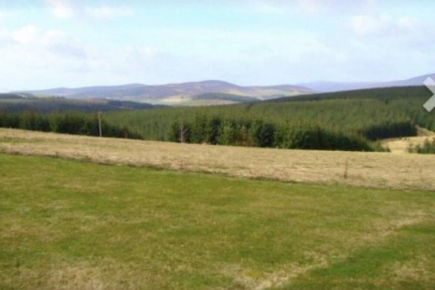 Well Appointed Self Catering Lodge Set In Idyllic Scottish Highland Countryside.