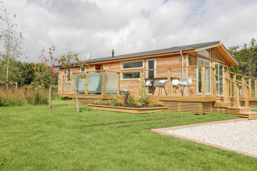7 MEADOW RETREAT, family friendly, luxury holiday cottage in Dobwalls
