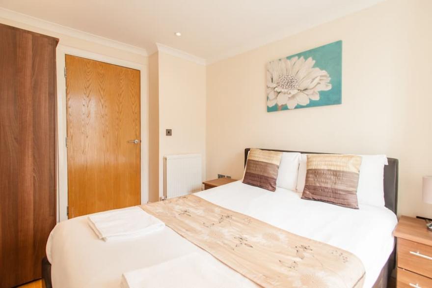 Terrace Apartment | Apx. 10 Min. From London Eye