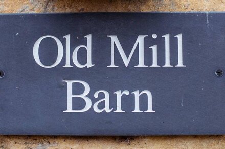 Old Mill Barn (2 Bedrooms) Grade II listed in the Cotswolds