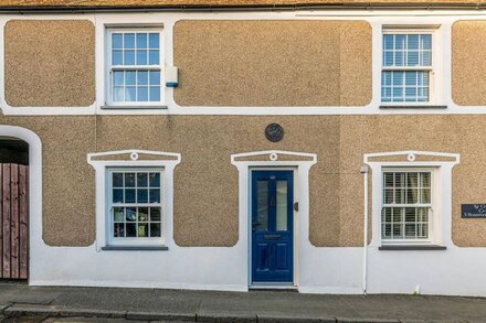 White O'Morn, Charming House in Conwy Town Centre