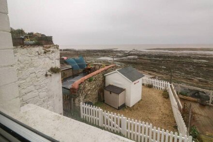 OYSTER CATCHERS, pet friendly, country holiday cottage in Watchet