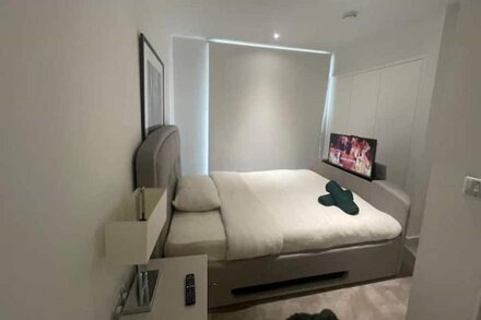 2 Bed Entire Flat Aparmtnet