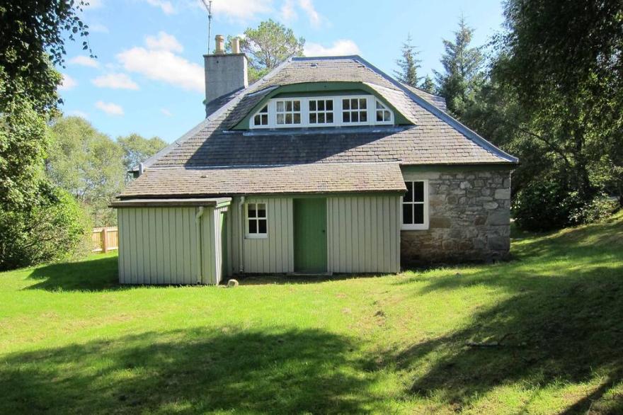Traditional Stone Built Gate House In The Heart Of The Highlands