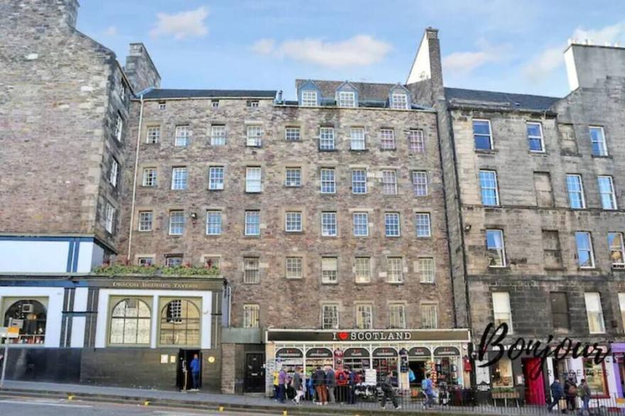 Rare-Royal Mile-Free Parking & Private Entrance