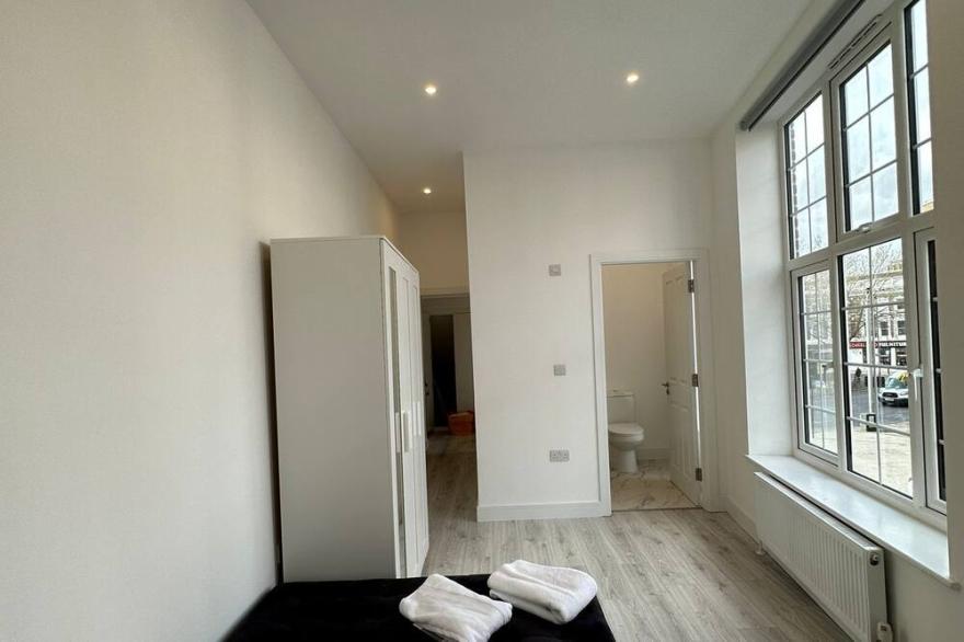 The Walworth Retreat- Cosy 2 bedroom Flat in London