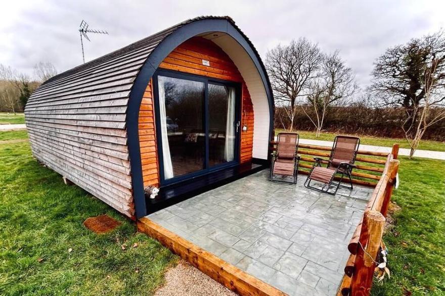 Luxury Pod Cabin In Beautiful Surroundings Wrexham