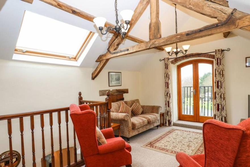 RIDGE COTTAGE, pet friendly, character holiday cottage in Parracombe