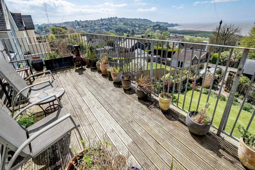 2 bedroom accommodation in Portishead