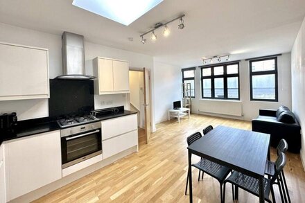 137 Apartments Camden Town (F3)