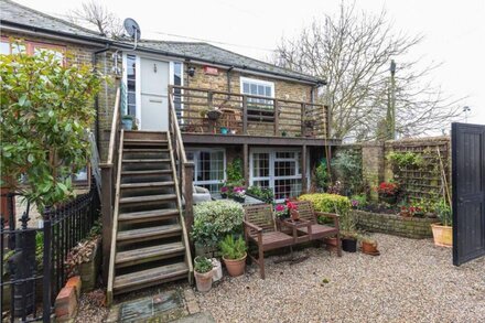 Entire House in Sandwich with perfect views