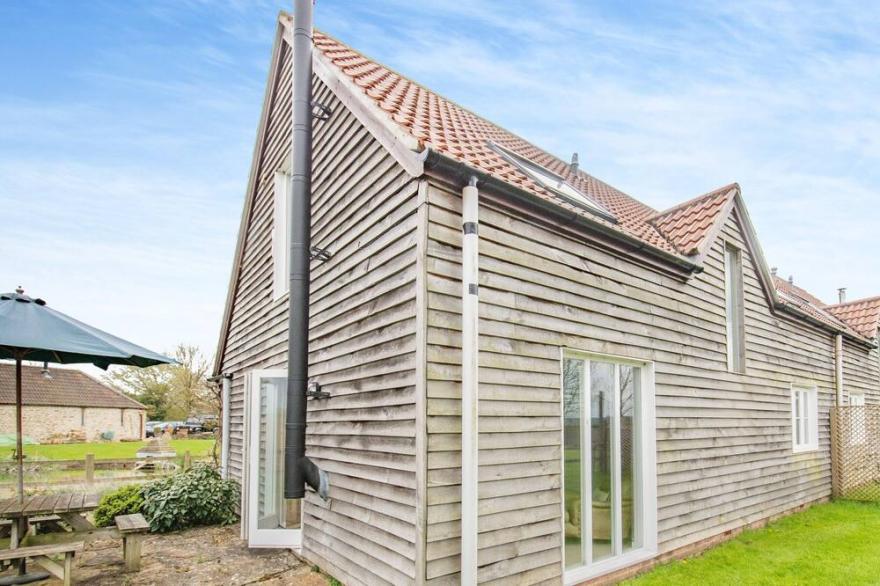 3 bedroom accommodation in Beckington, near Frome