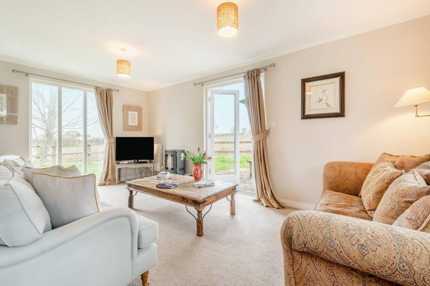 3 bedroom accommodation in Beckington, near Frome
