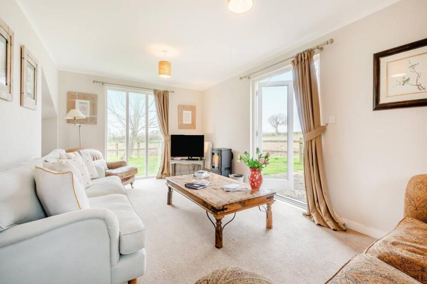 3 bedroom accommodation in Beckington, near Frome