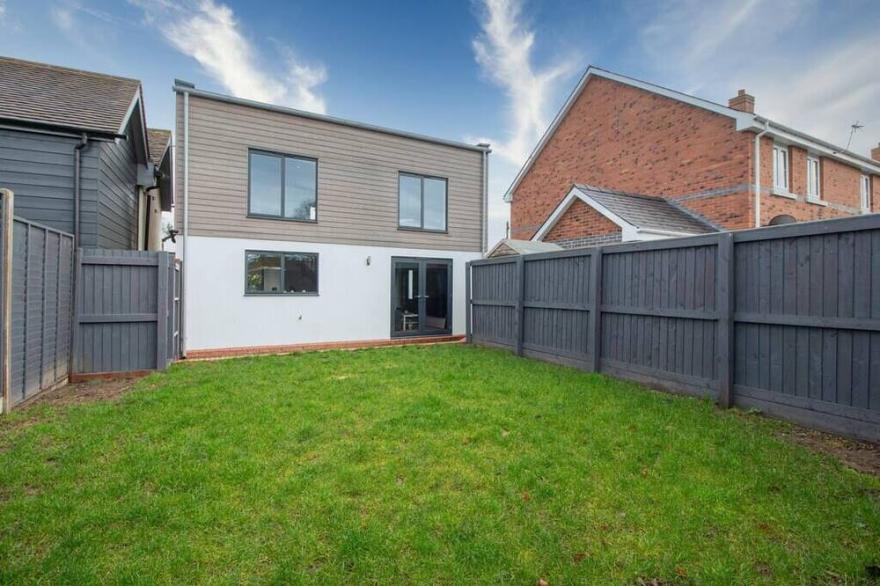 Luxury 3 Bed House in Leominster
