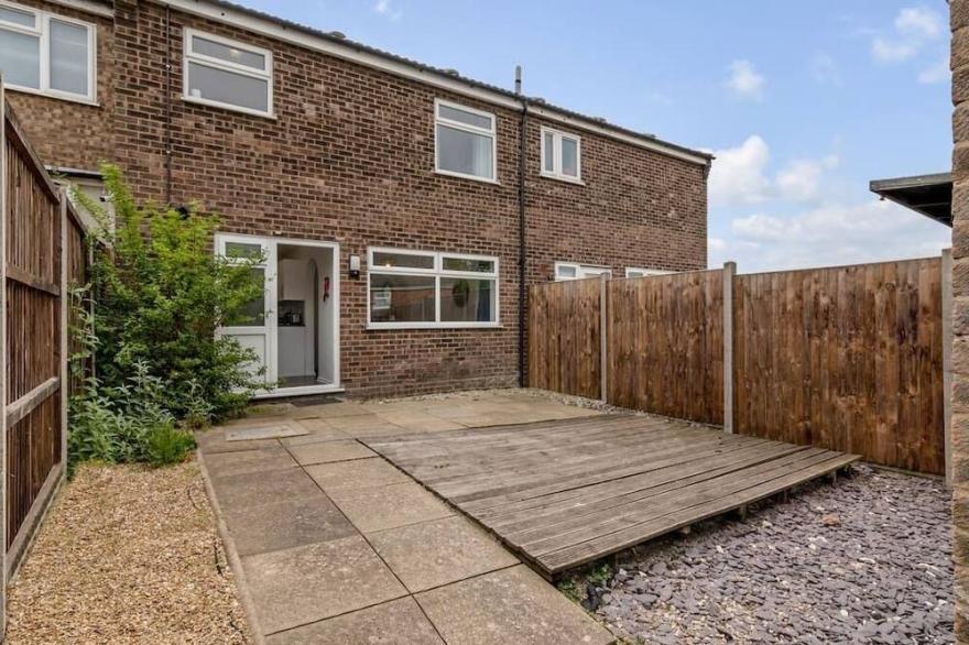 3 Bedroom Stylish Home In Norwich