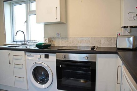 One Bedroom Flat, Clacton-On-Sea