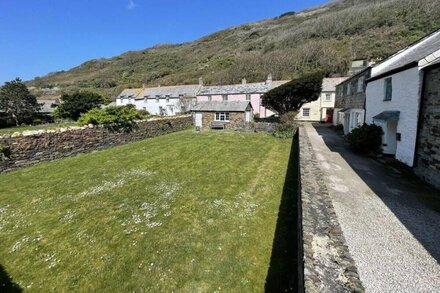 The Brewhouse Boscastle Harbour