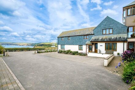 SEASPRAY, family friendly in Port Isaac