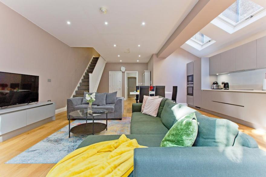 Amazing 3 Bedroom Property With En-suite & Garden