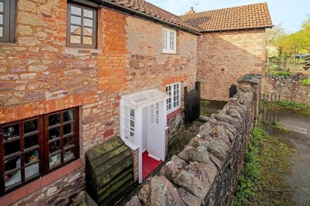 Beautiful Cottage & Garden, Quantock Hills