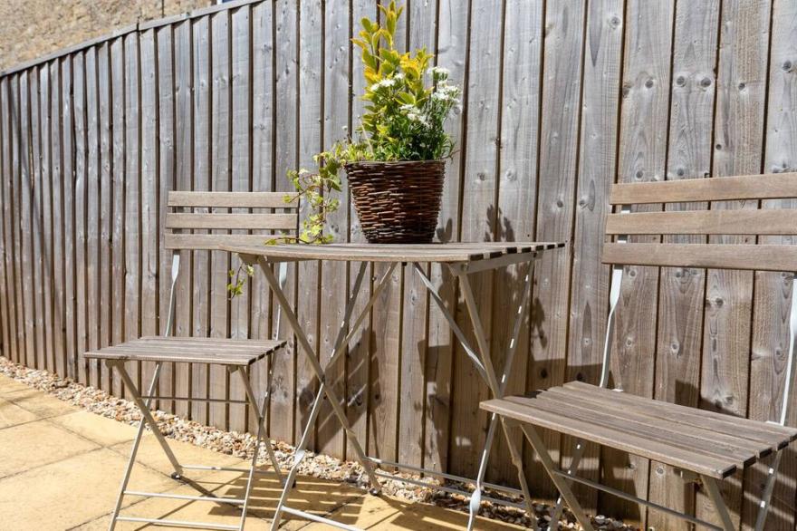 Beautiful Honeycomb Cottage in Heart of Cotswolds