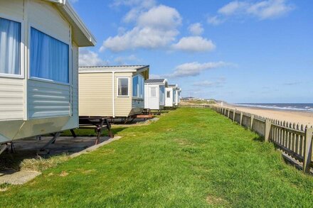 3 bedroom accommodation in Bacton