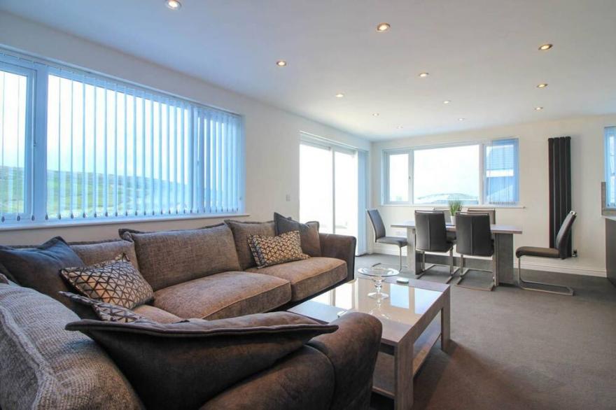 2 bedroom accommodation in Holywell Bay