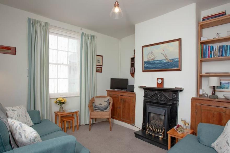 2 bedroom accommodation in Appledore
